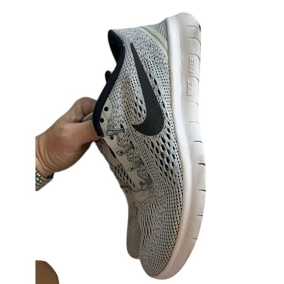 Nike free sneaker womens gray and black missing laces comfy running shoes size 6 - Picture 2 of 10